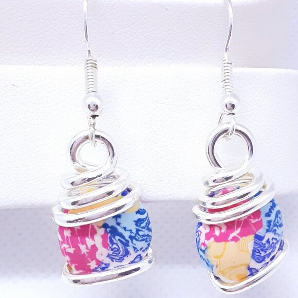 Vibrant colorful Viva Bead drop earrings.  60% off Retail Pricing!! - Picture 1 of 6